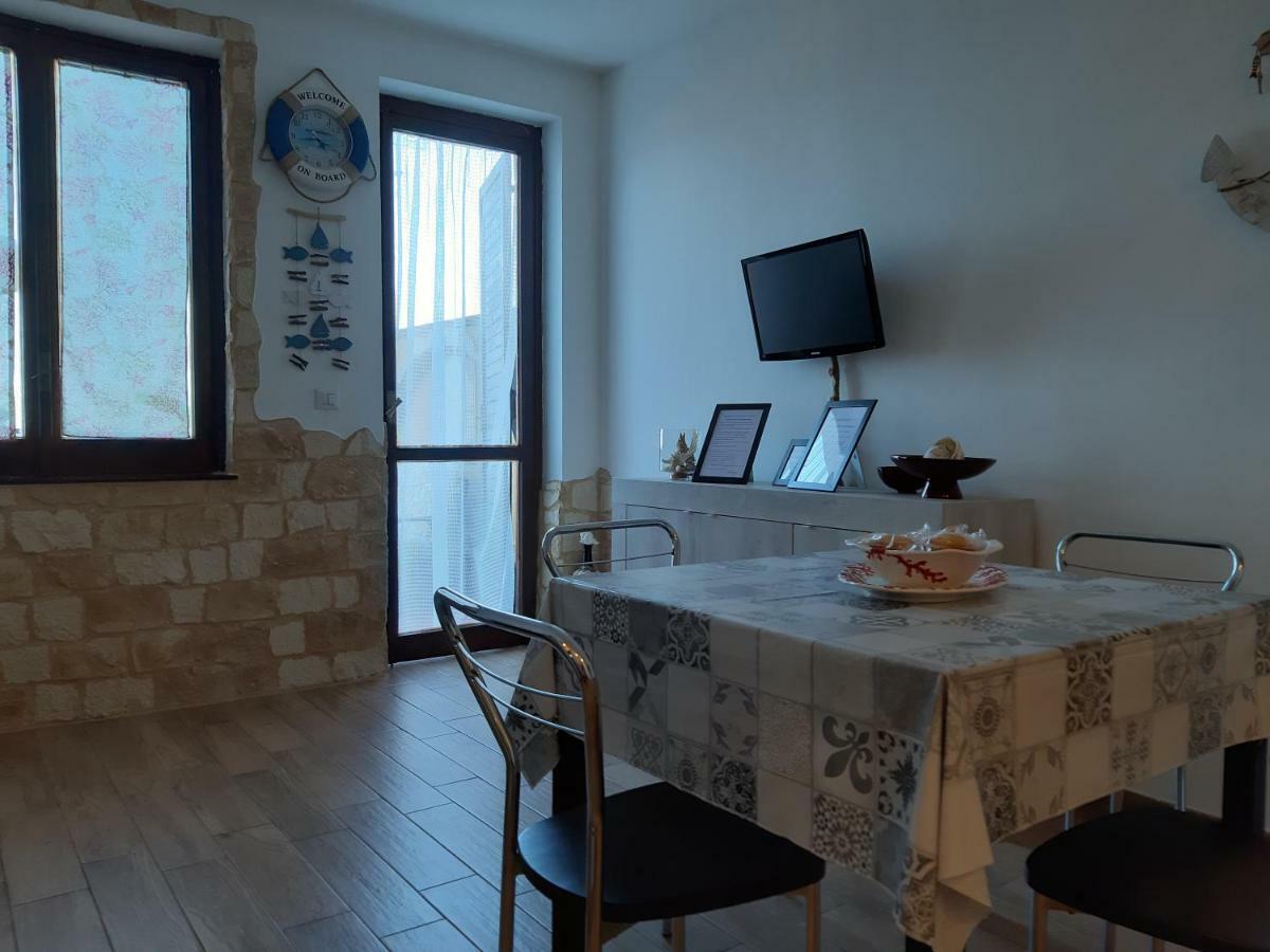 Seeonsea Apartment Agnone Bagni Esterno foto