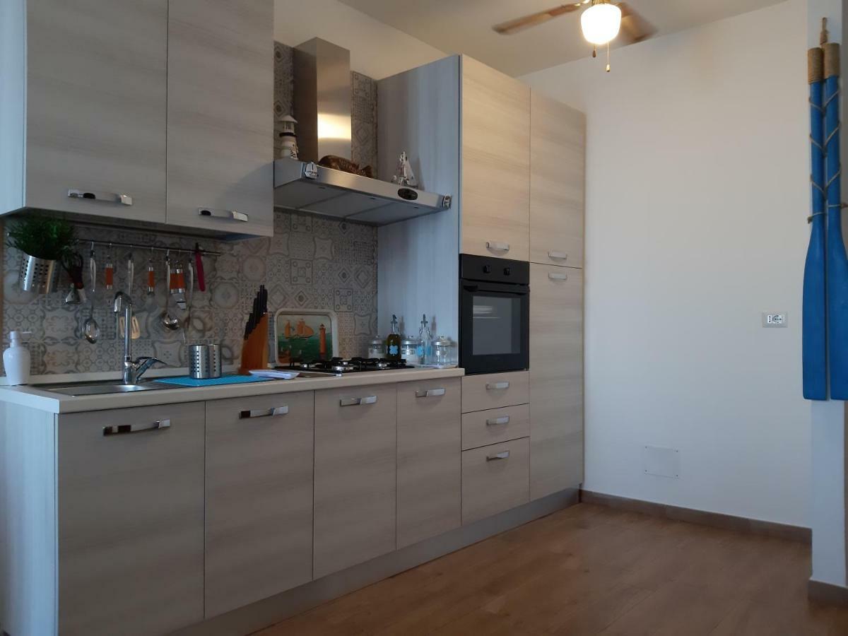 Seeonsea Apartment Agnone Bagni Esterno foto